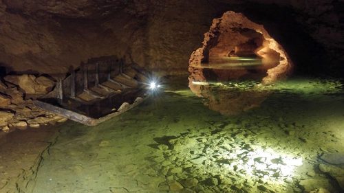 Visite des Grottes de La Balme
